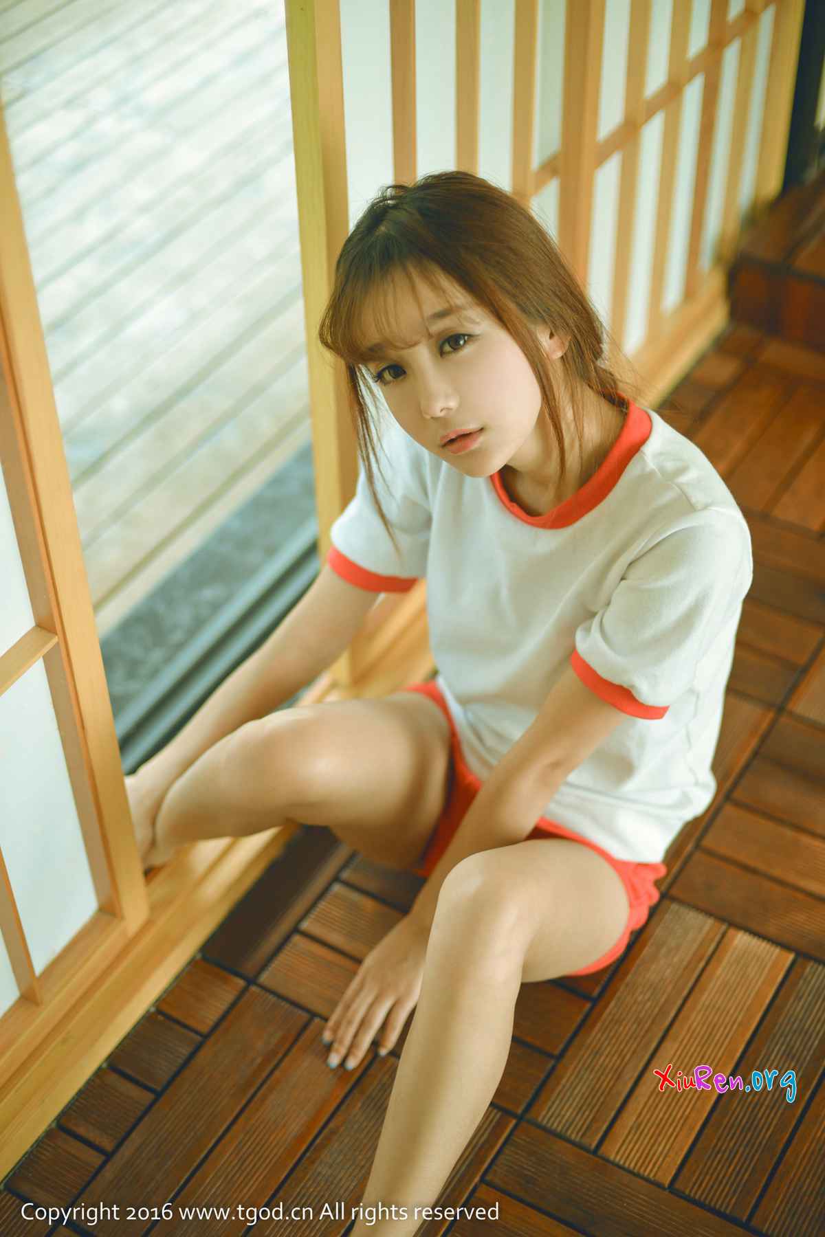 [TGOD推女神] 清新纯情贫乳少女小九Vin唯美校服外拍 62P