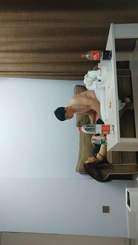 M站一哥小宝寻花爆操网红脸女神，S级火辣身材翘臀诱惑高潮迭起